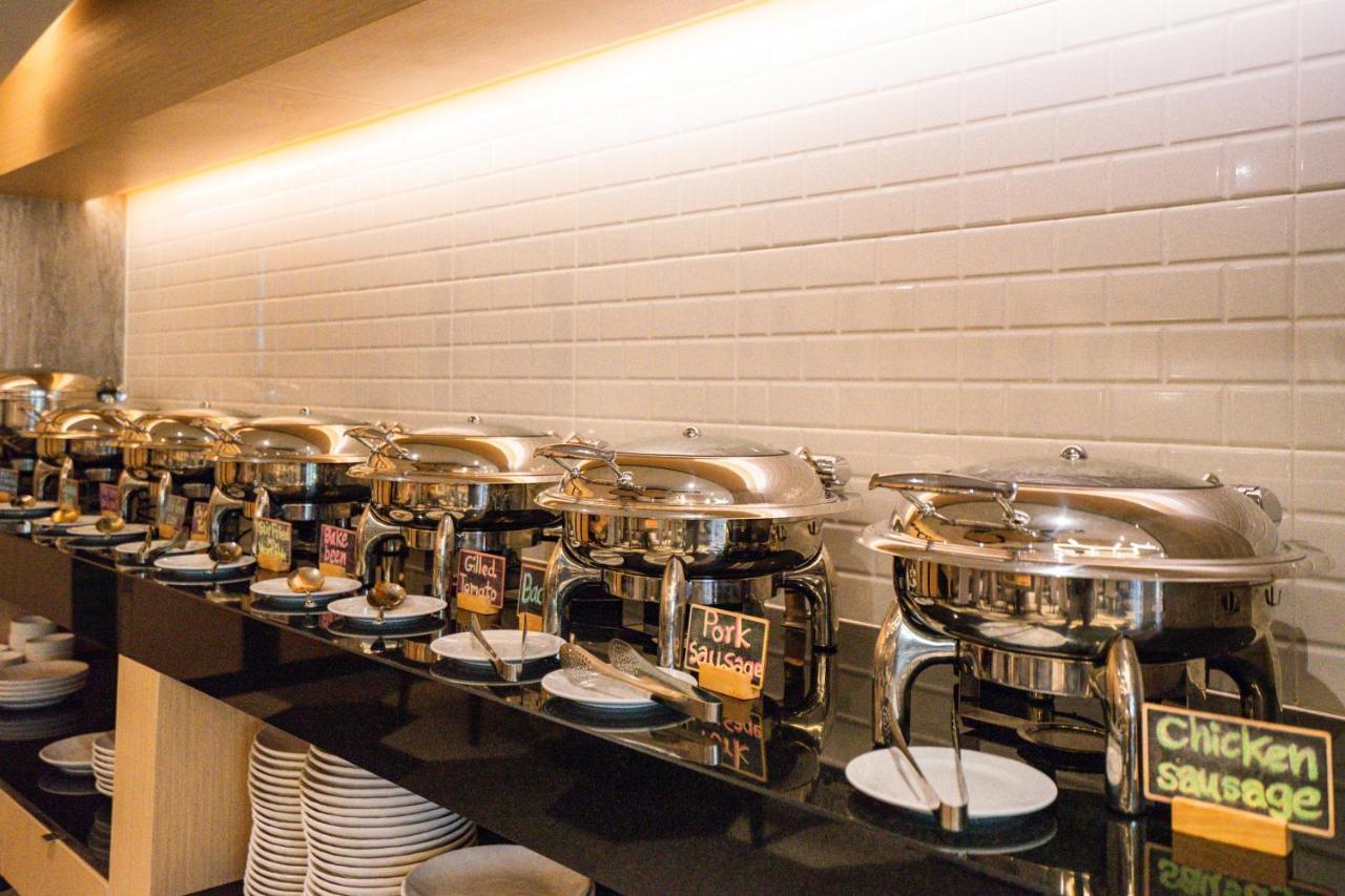 Parkroyal Suites Bangkok Eksteriør billede